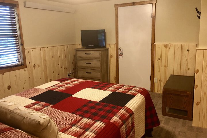 Room 143 of 259