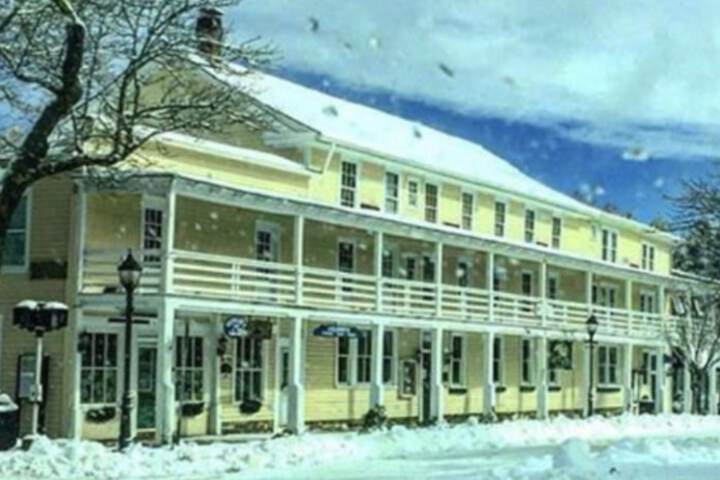 Hotel 2 of 42