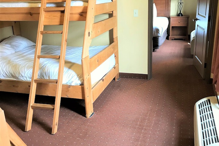 Room 76 of 127