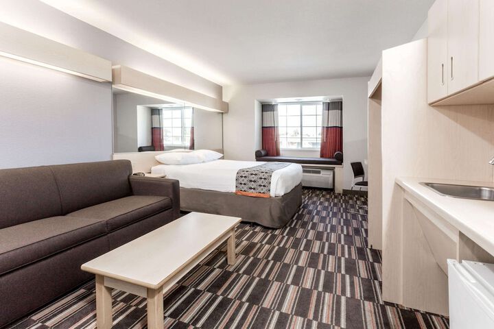 Room 12 of 29