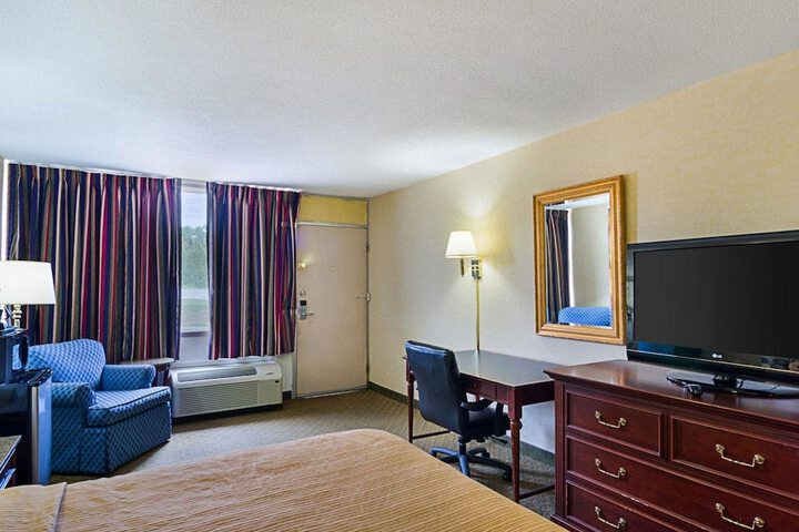 Room 7 of 20