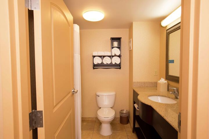 Room 54 of 64