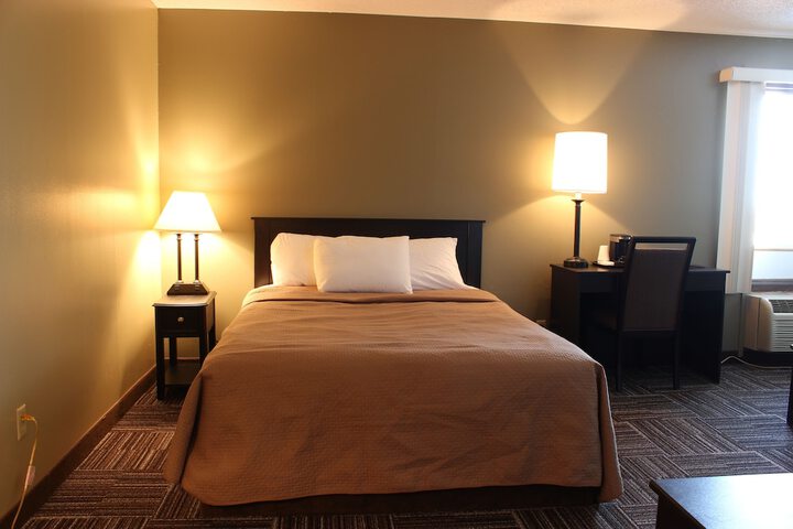 Room 17 of 31