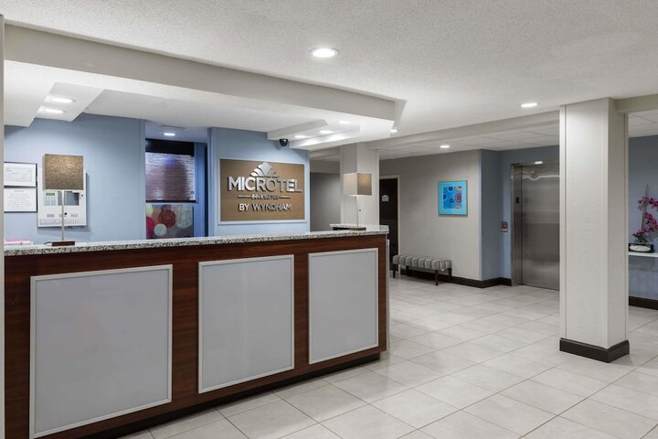 Hotel Interior 5 of 23