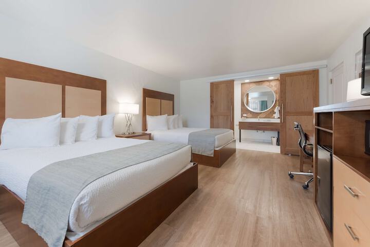 Room 11 of 26