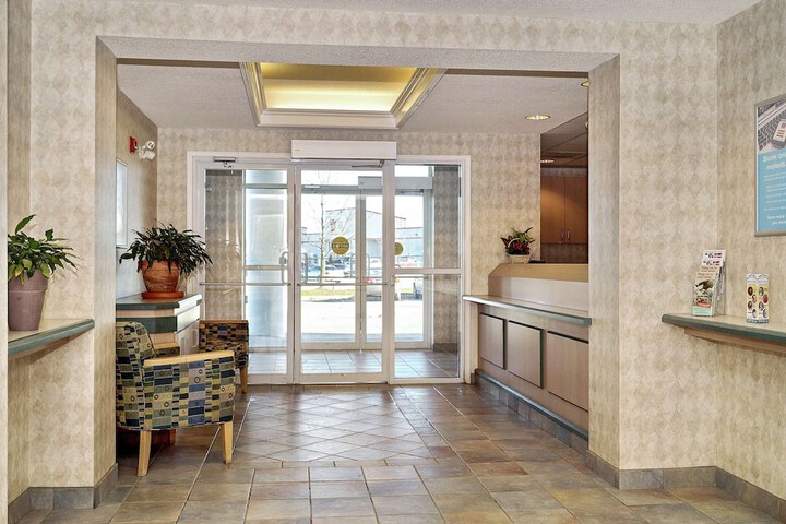 Hotel Interior 10 of 27