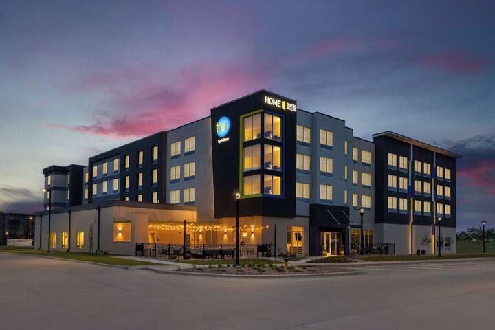 Hotel 4 of 61