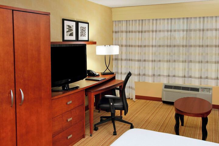 Courtyard by Marriott Rockaway Mount Arlington