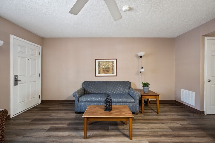 Room 26 of 30