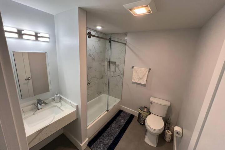 The Chic Suite - 1BR with Luxe Amenities