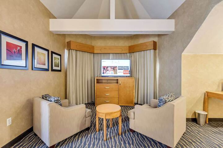 Room 71 of 112