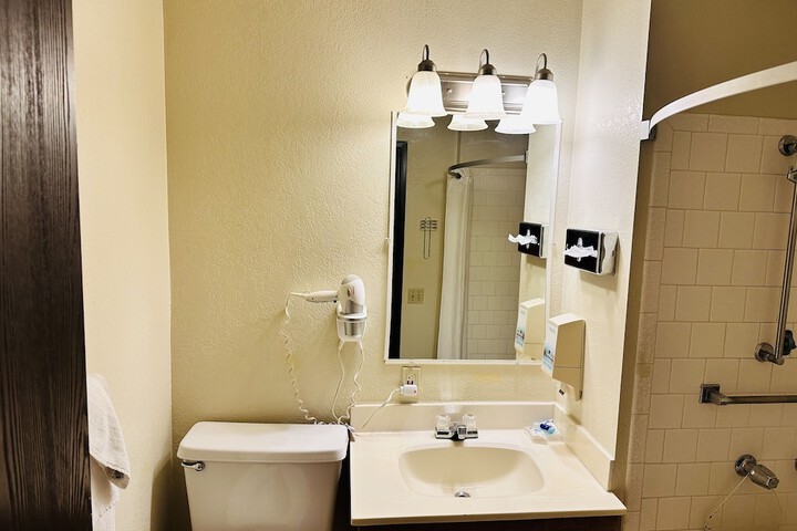 Room 22 of 31