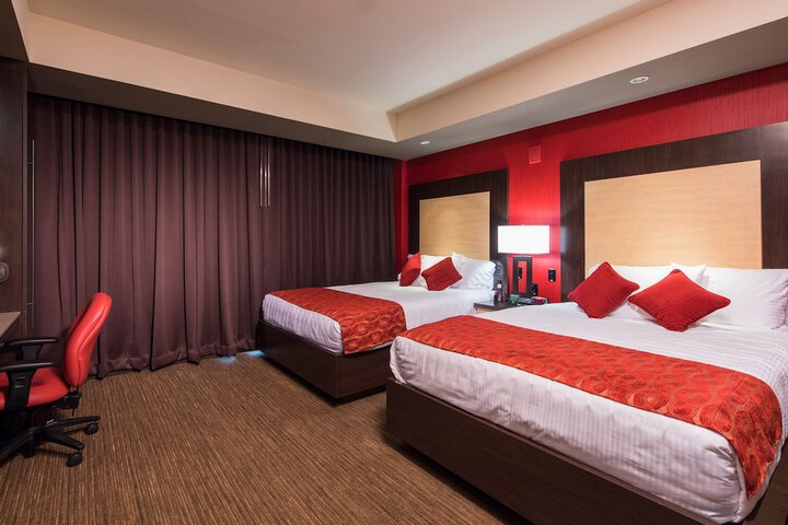 Room 15 of 44