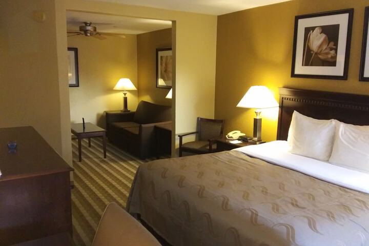 Room 47 of 89