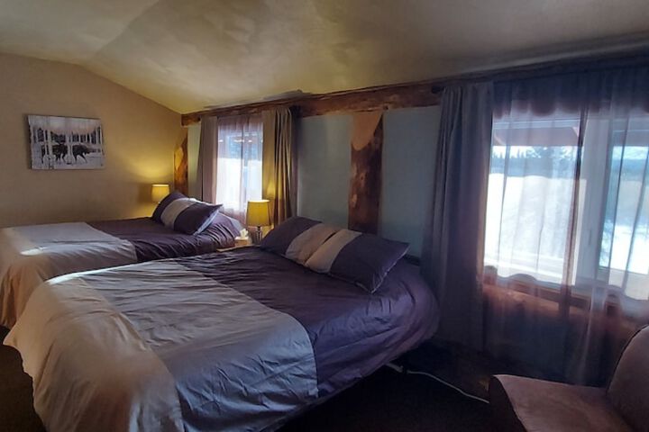 Room 28 of 52