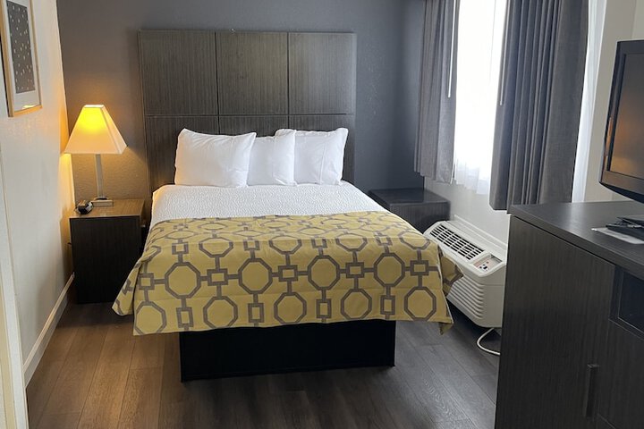 Room 31 of 36