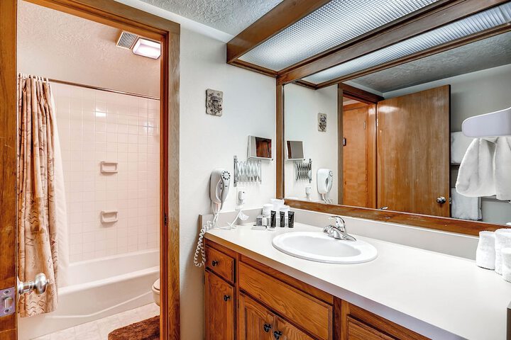 Evergreen Condominiums by Vail Resorts