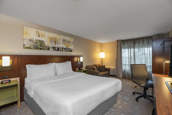 Room 16 of 49