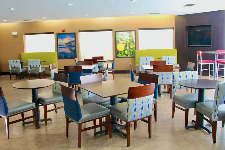 Comfort Suites Lake City