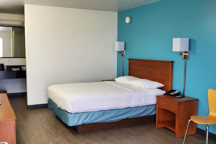 Motel 6 Baker City OR