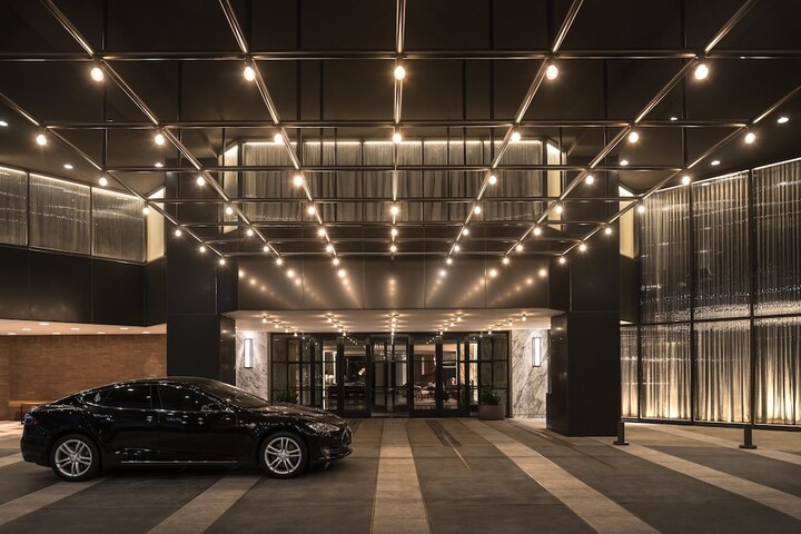 Hotel 5 of 101