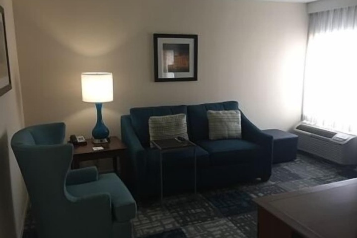 Room 11 of 43
