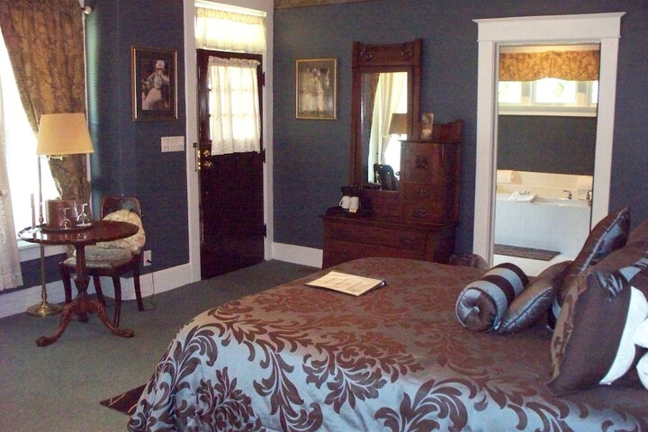Room 45 of 92