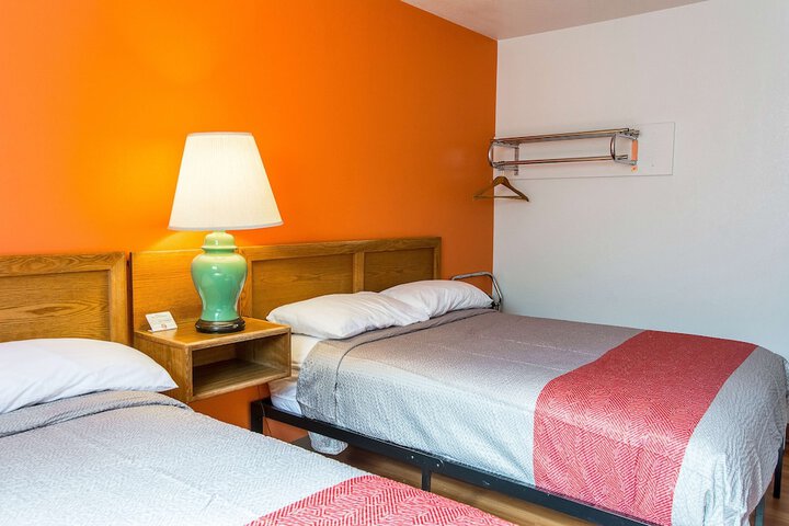 Motel 6 Madras OR
