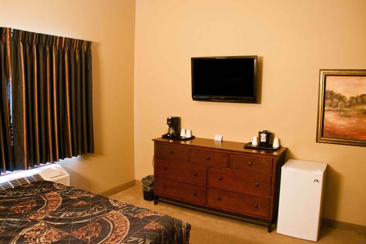 Room 16 of 18