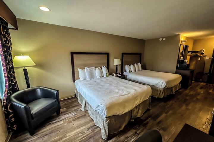 Room 10 of 46