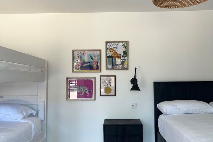 Room 15 of 34