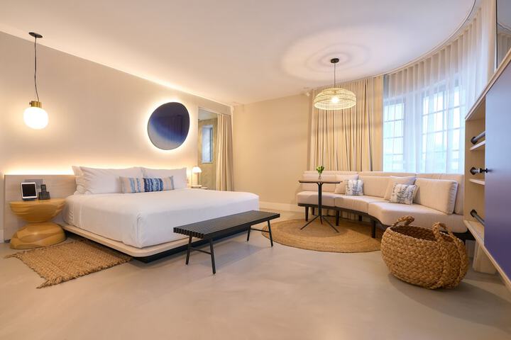 Room 22 of 54