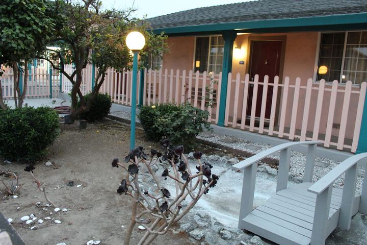 Hotel Exterior 67 of 76