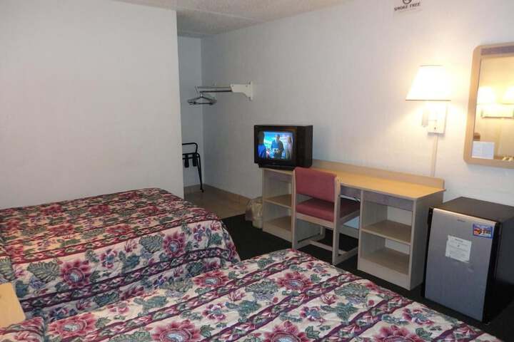 Room 15 of 17