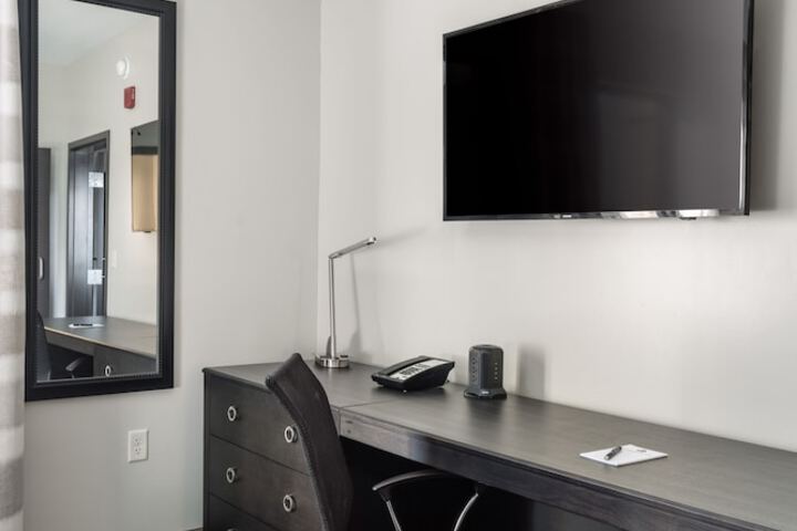 Room 26 of 58