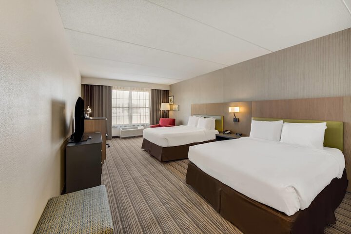 Country Inn & Suites by Radisson Findlay, OH