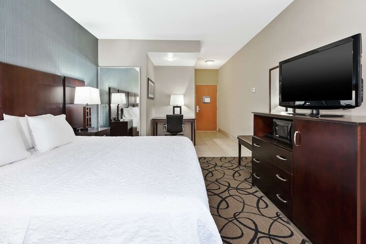 Room 12 of 27