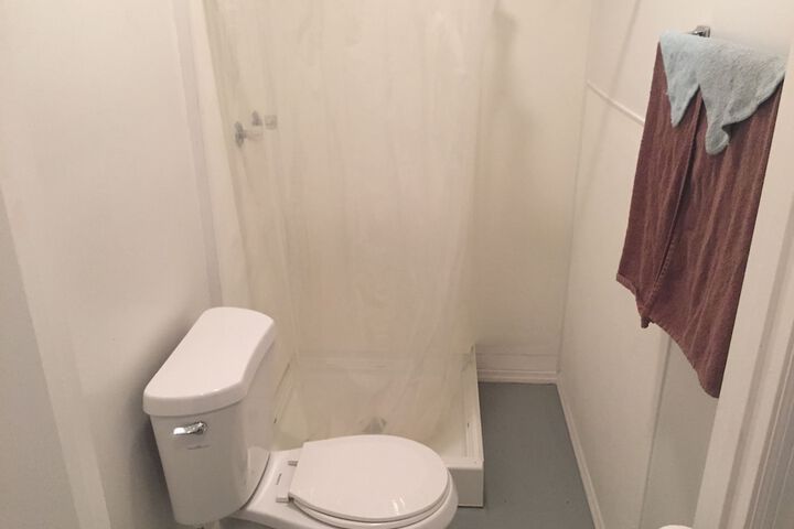 Room 12 of 23