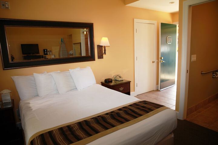 Room 25 of 72