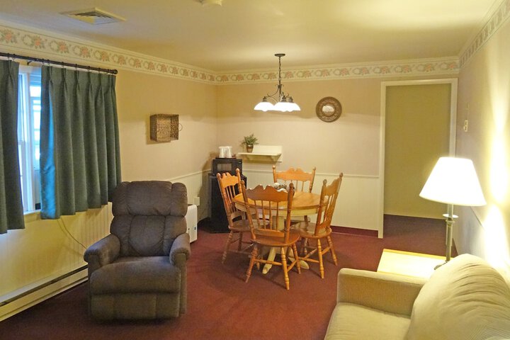 Room 23 of 37