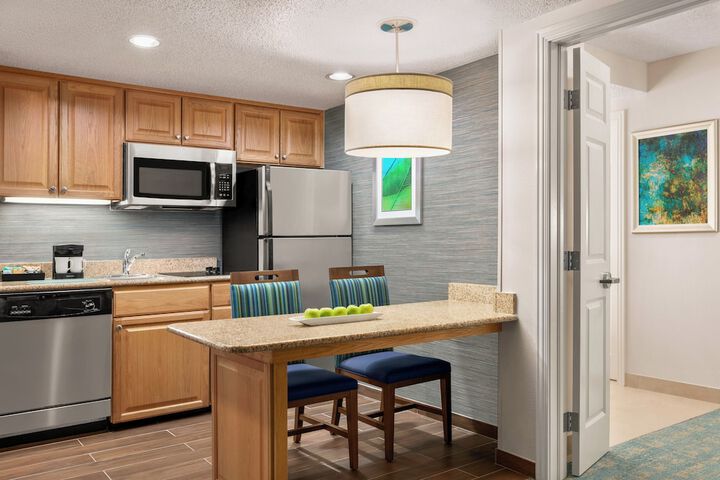 Homewood Suites by Hilton - Fort Myers