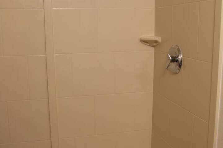 Room 19 of 28