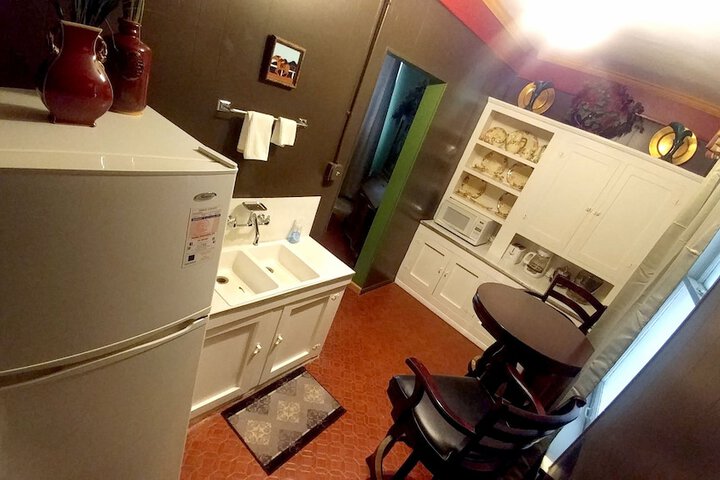 Room 43 of 101