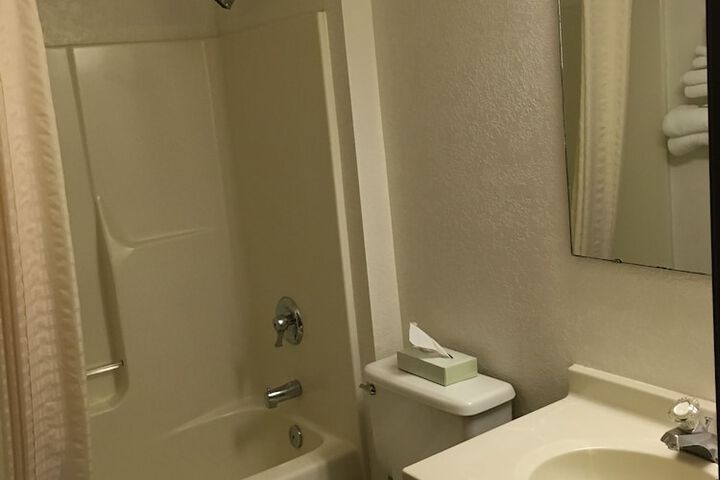 Room 21 of 50