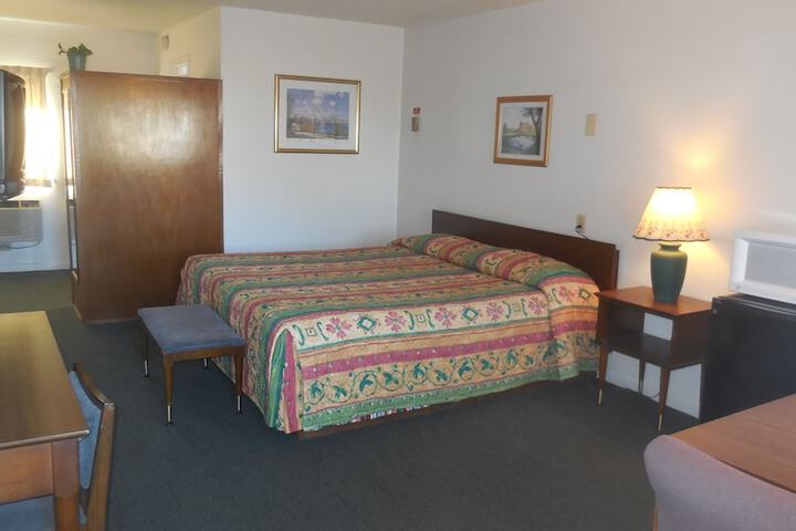 Room 12 of 15