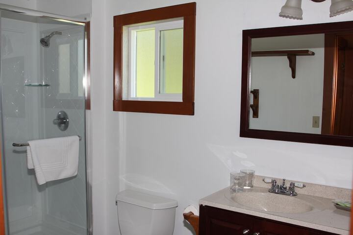 Room 5 of 32