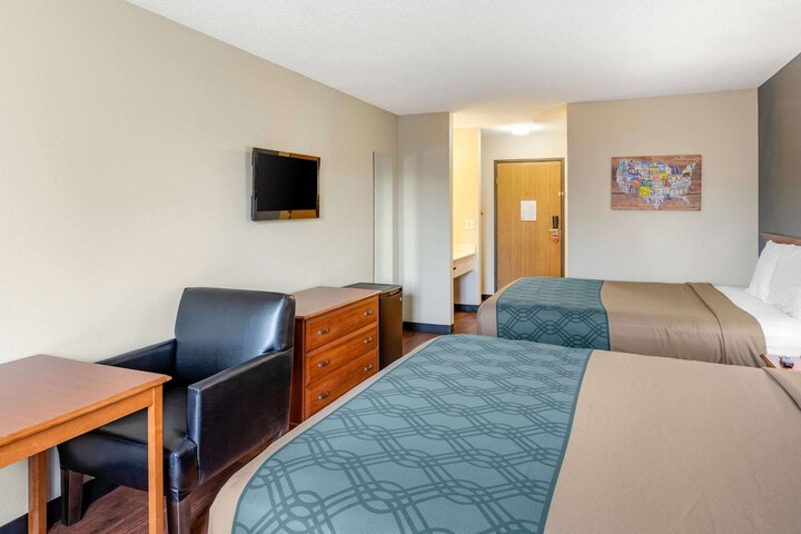 Room 19 of 49