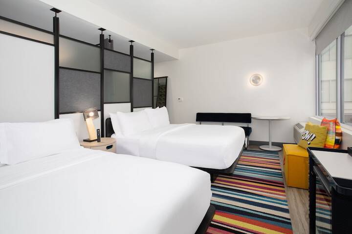 Room 18 of 25