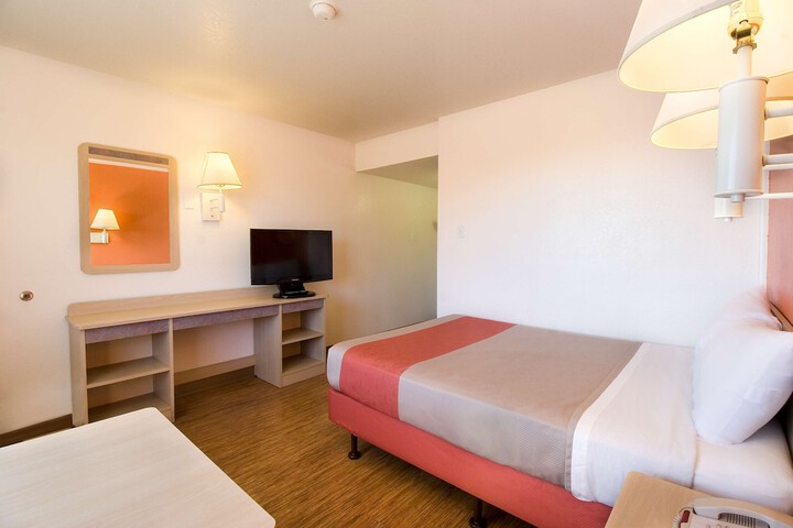 Room 38 of 42