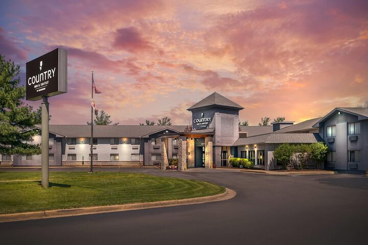 Country Inn & Suites by Radisson Frederick, MD